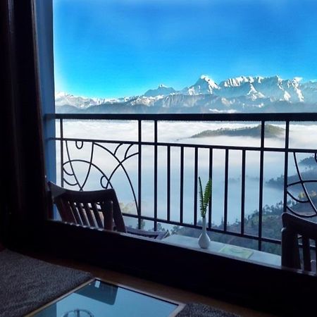 מלון קאוסאני Pratiksha Himalayan Retreat מראה חיצוני תמונה